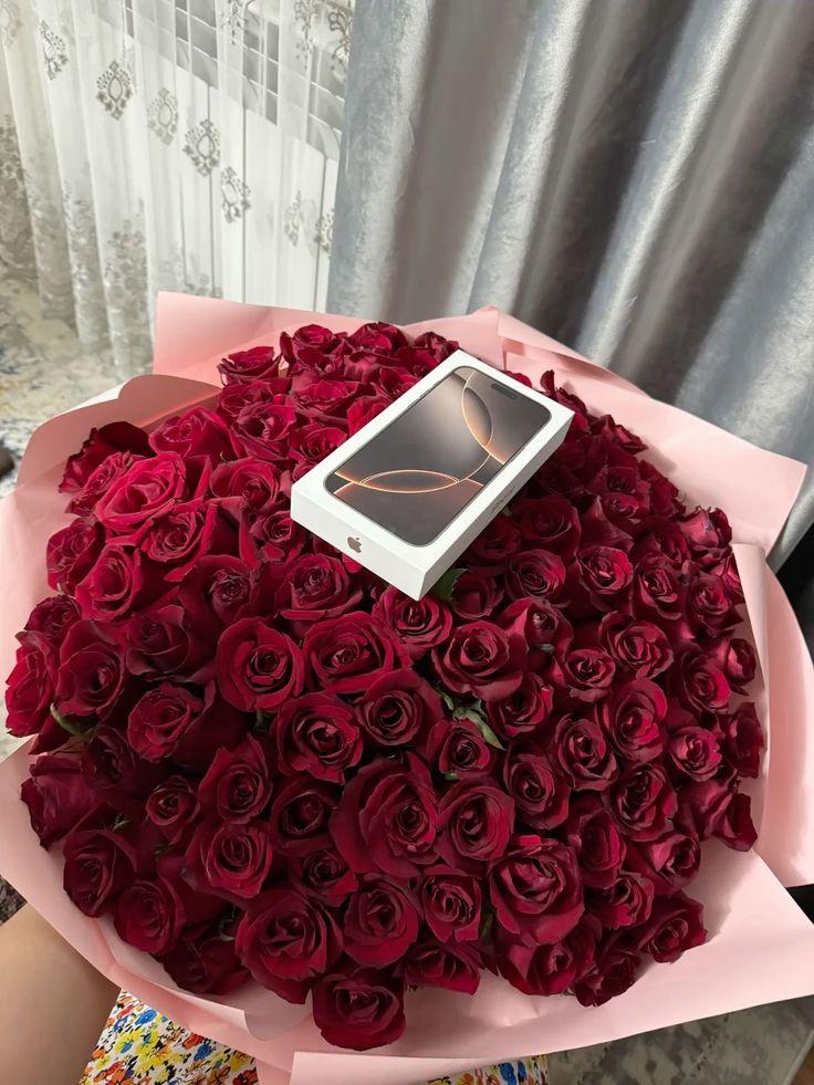 Mariner Journal Hub workshop space where corporate flower arrangements are designed and prepared for business delivery